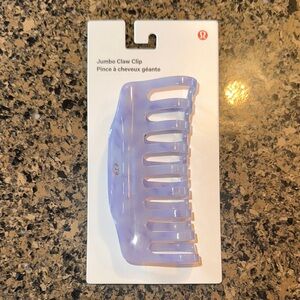 Lululemon Jumbo Claw Clip in Lavender NWT